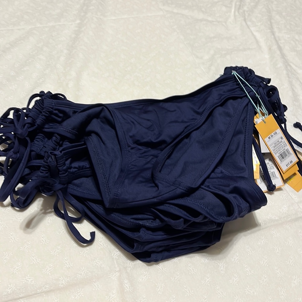 NWT Navy blue bikini bottoms